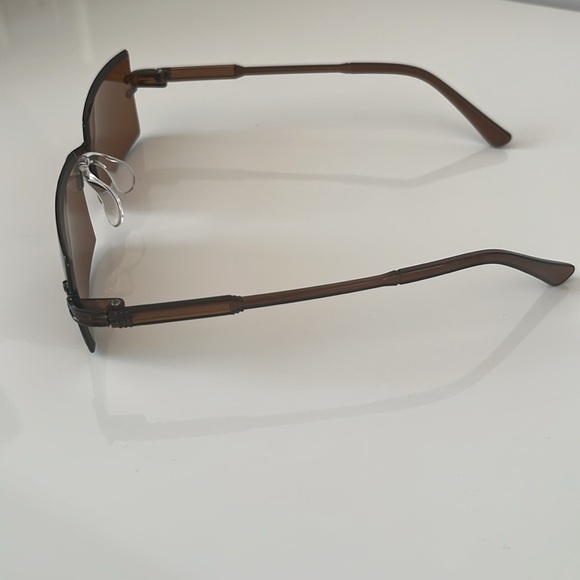 Brown rimless glasses - Picture 5 of 8